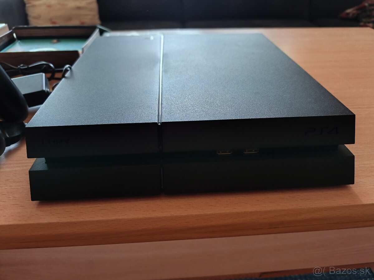 PS4 - 4