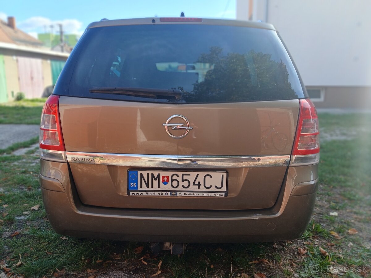Opel Zafira, 1.8 benzín, 2014 - 4