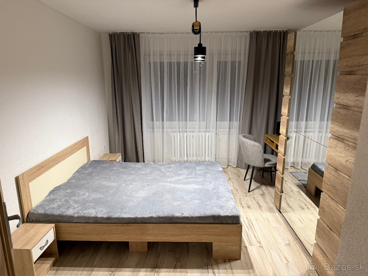 Prenájom 2-izbového bytu o rozlohe 61 m² - 4