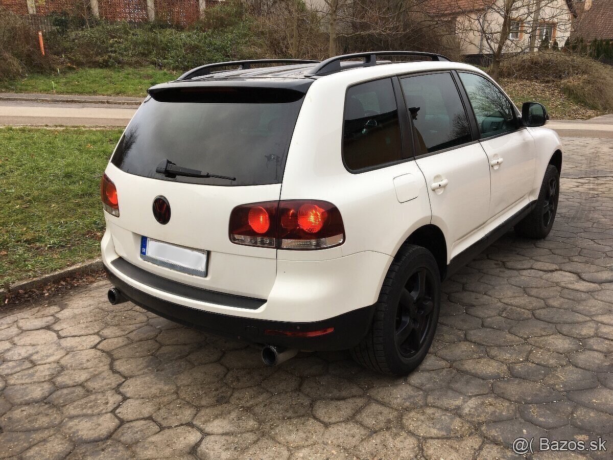 VOLKSWAGEN TOUAREG 3.0 TDi V6 4MOTION - 4