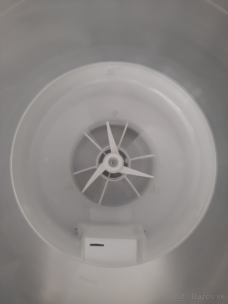 Automatické krmitko TESLA - 4