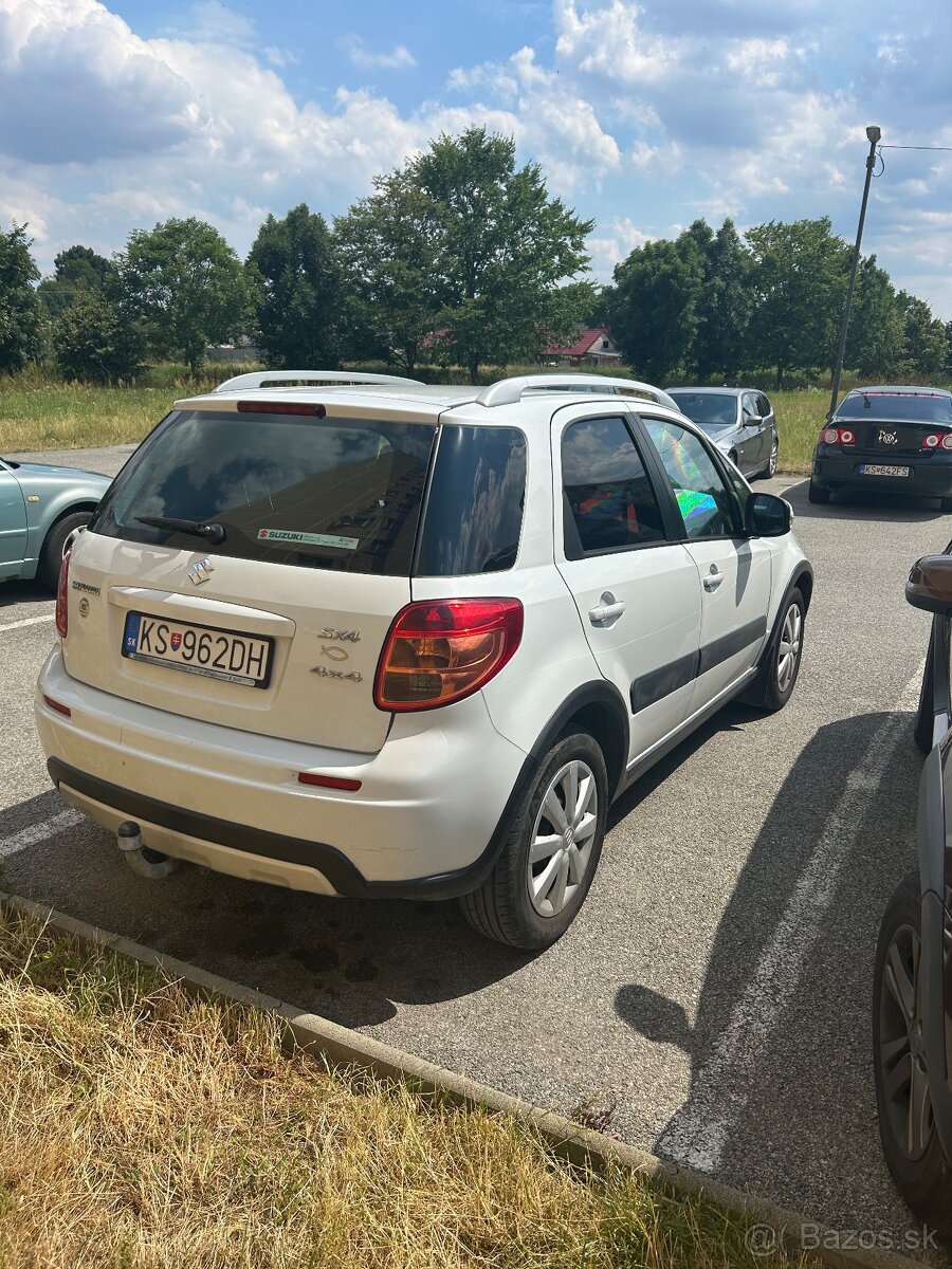 Suzuki SX4 - 4