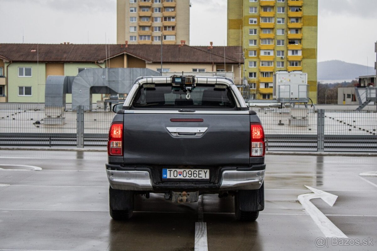 Toyota Hilux 2.4 D-4D Active A/T | 4x4 | - 4