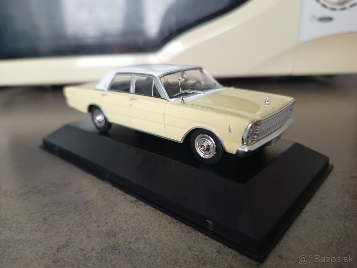 1:43 Ford Galaxie 500 1957 - 4