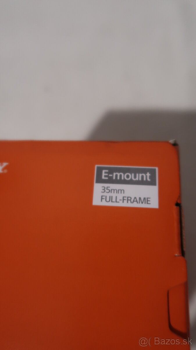 SONY FE 85 f1,8 - 4