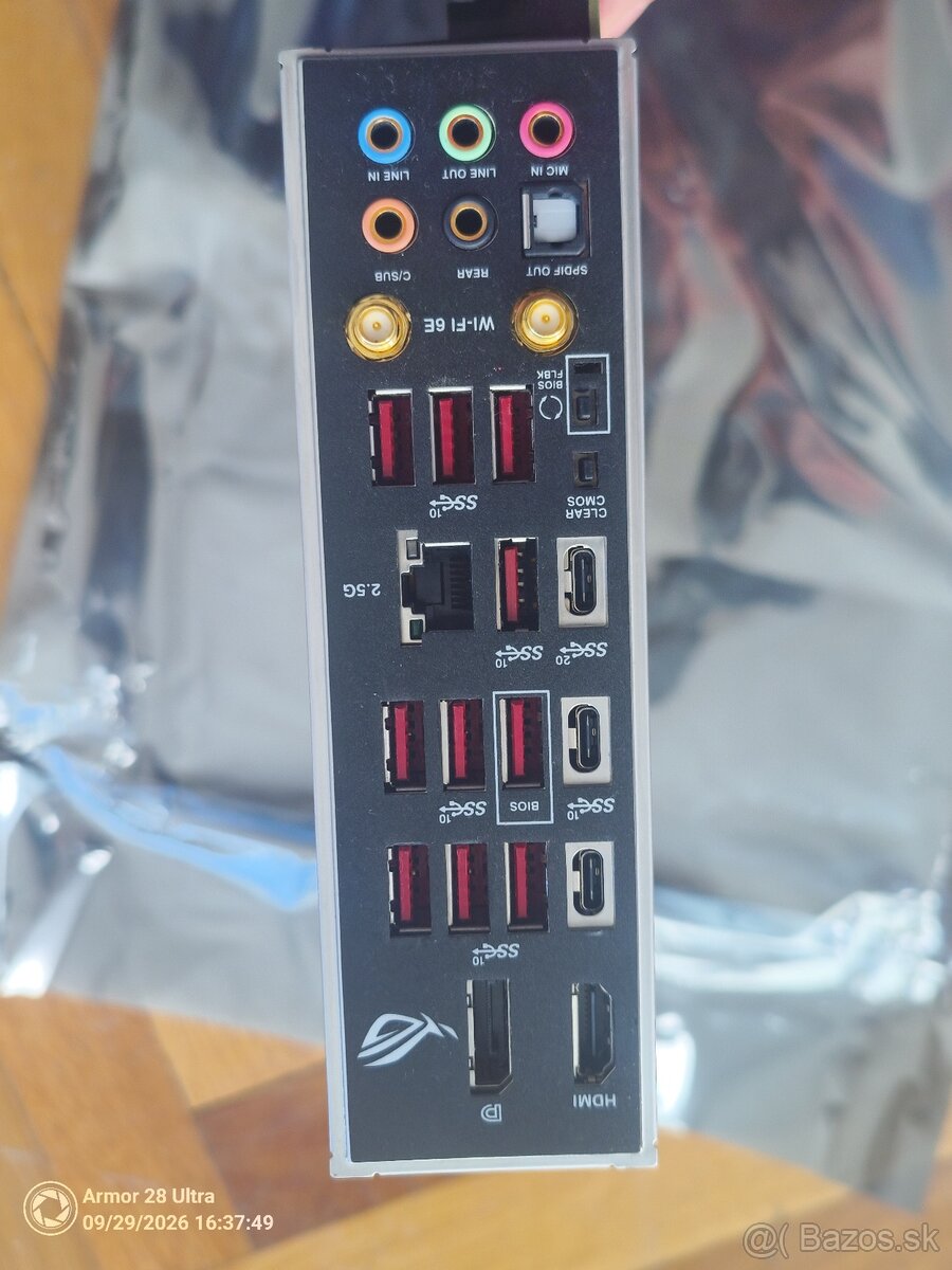 Asus Rog Strix X670E-E gaming wifi - 4