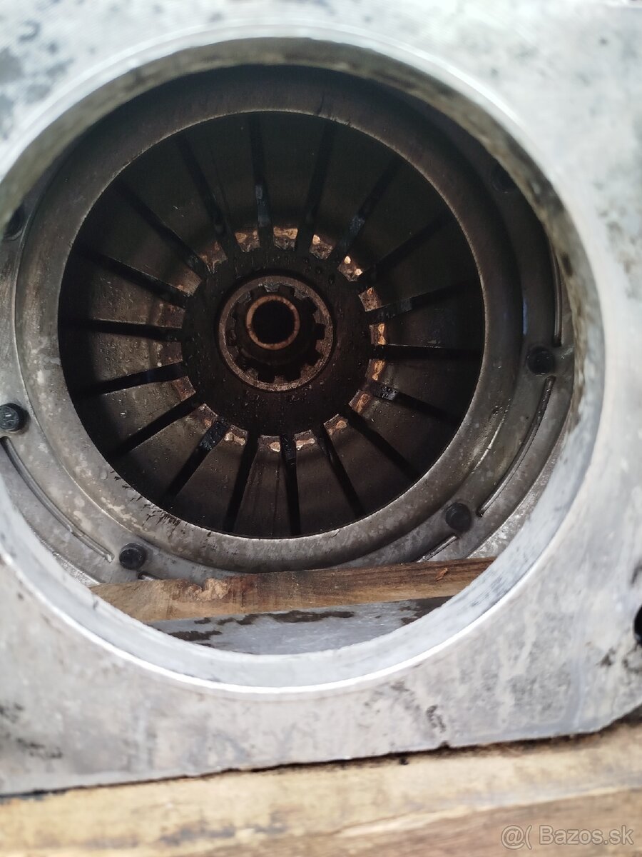 Motor uaz volga umz - 4