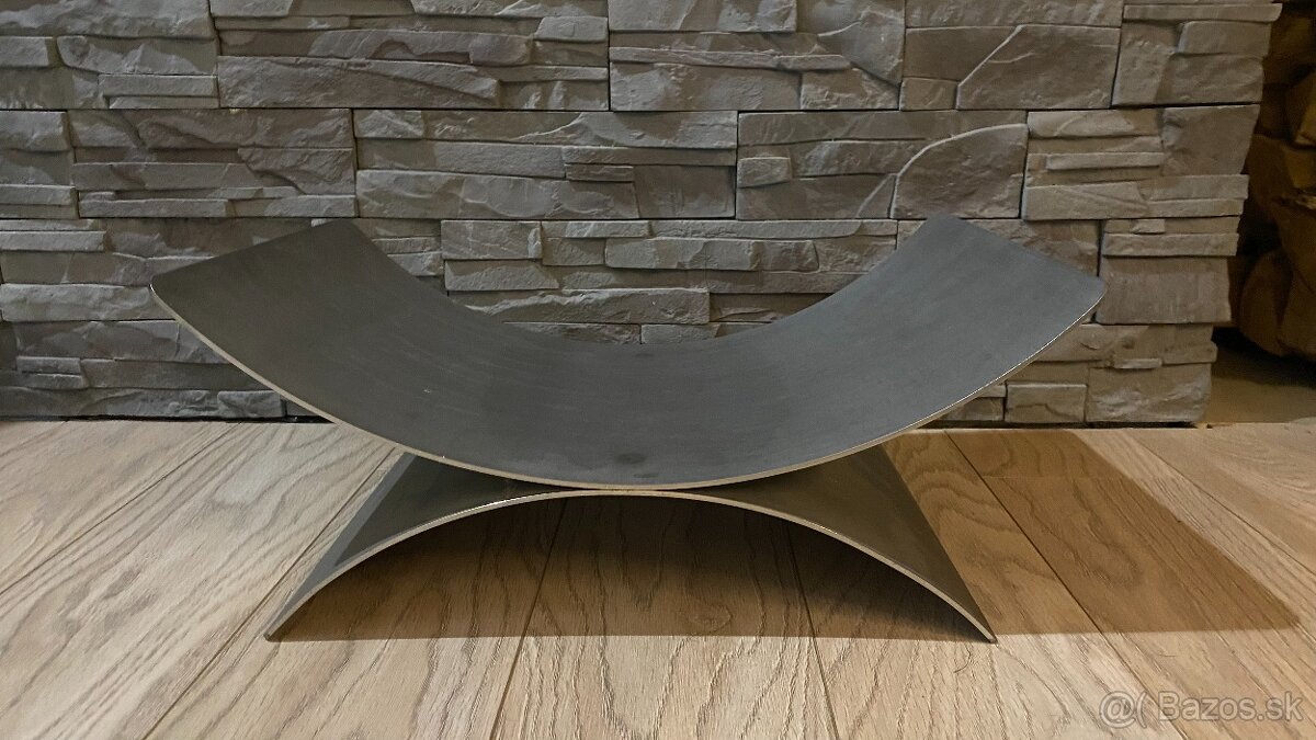 Designový stojan na drevo nerezový - 4