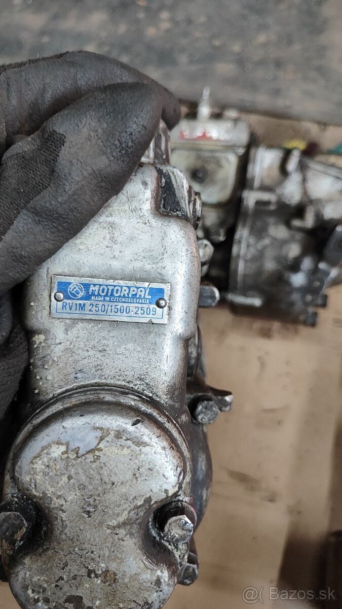 Zetor-Avia- vstrekovacie cerpadla - 4