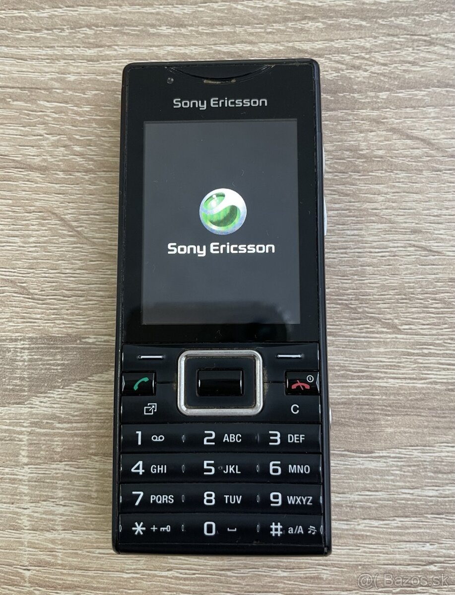 Sony Ericsson J10i2 - 4