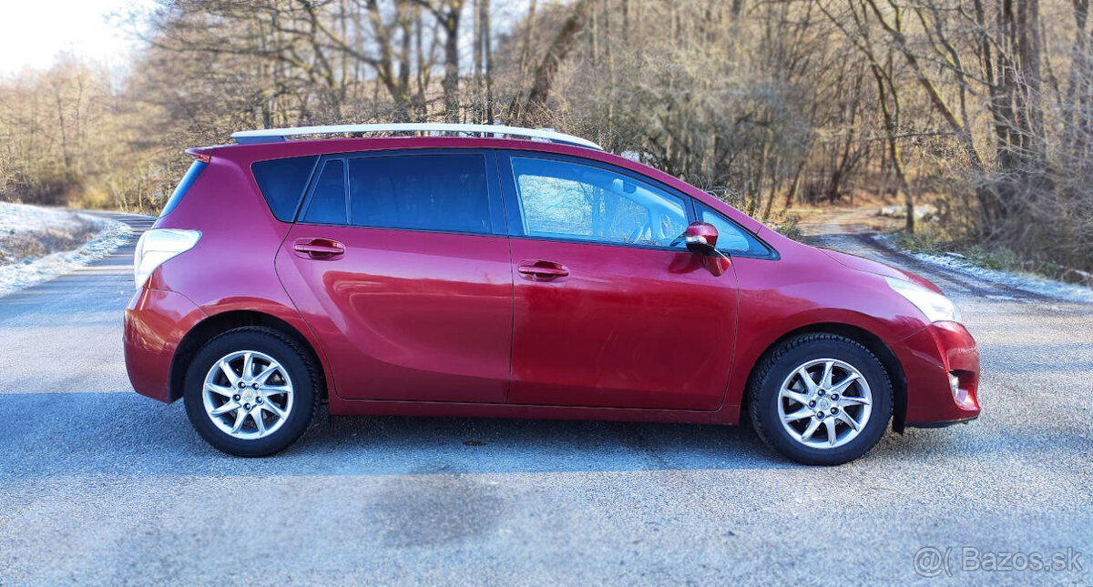 Toyota Verso 1.8 Active benzín CVT automat - 4