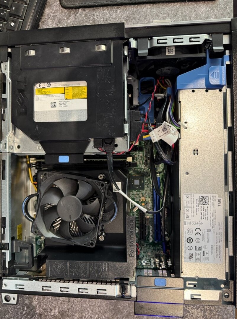 Počítač Dell OptiPlex 9020 – i5-4570 / LINUX MINT / 250G SSD - 4