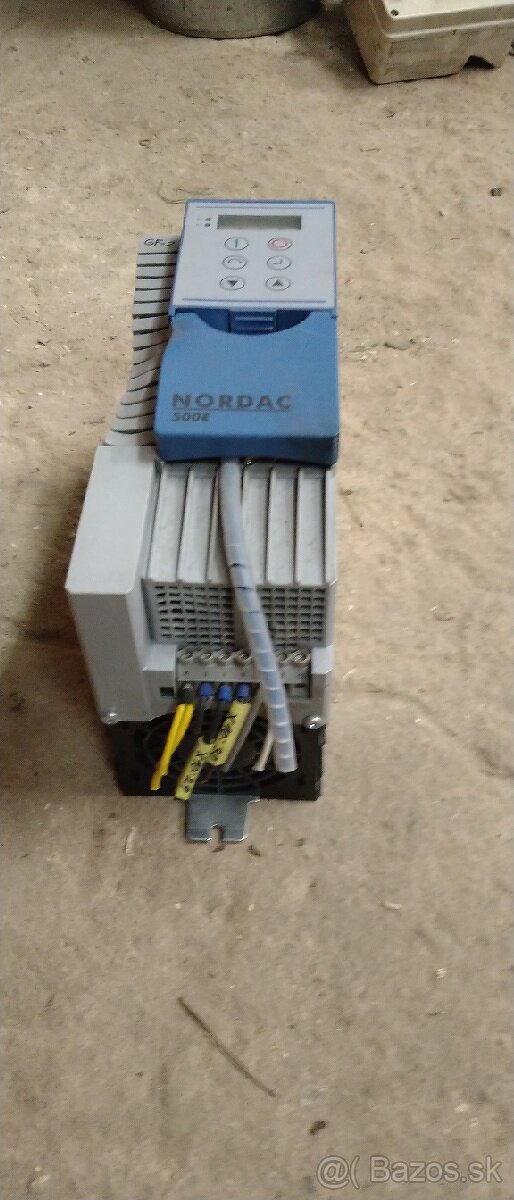 Frekvencny menič NORDAC 4kW + ovládací panel s displejom - 4