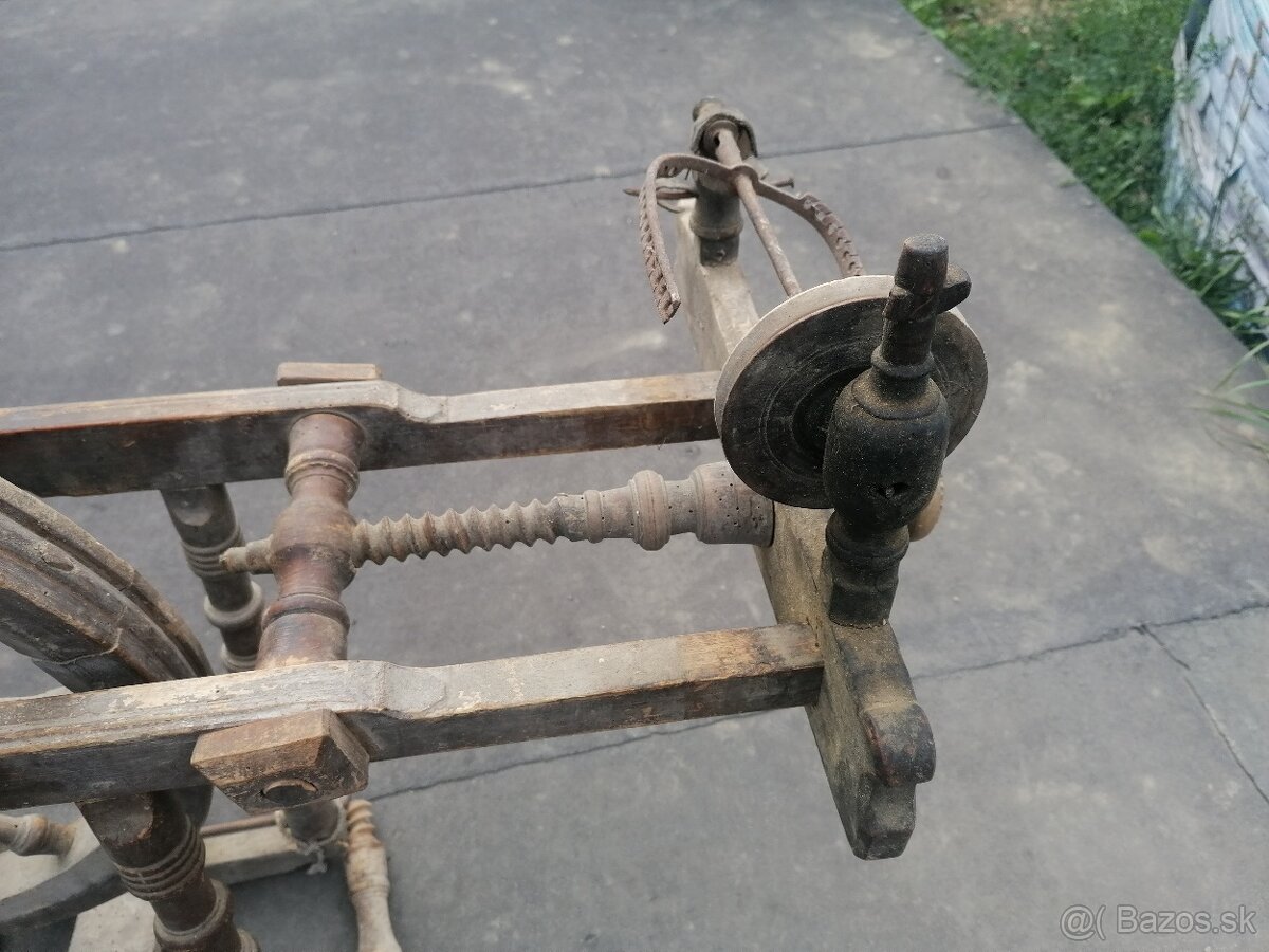 Predám starožitný kolovrátok - 4