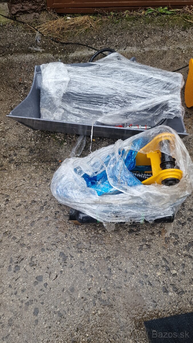 Predam pasový bager MACAO CT38 - 4