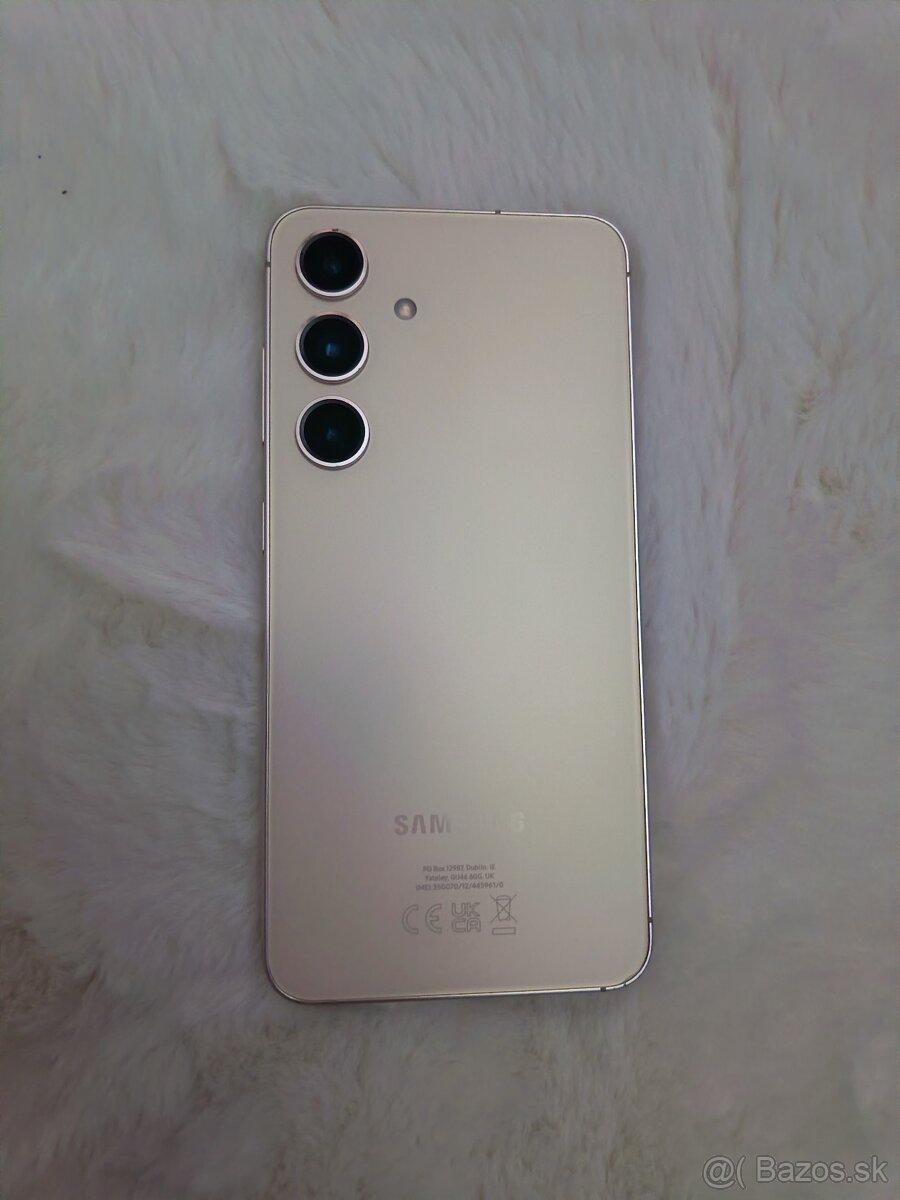 Samsung Galaxy S24 - 4