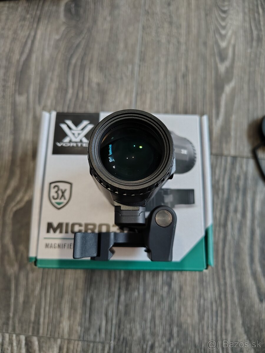 Vortex Micro 3x Magnifier - 4