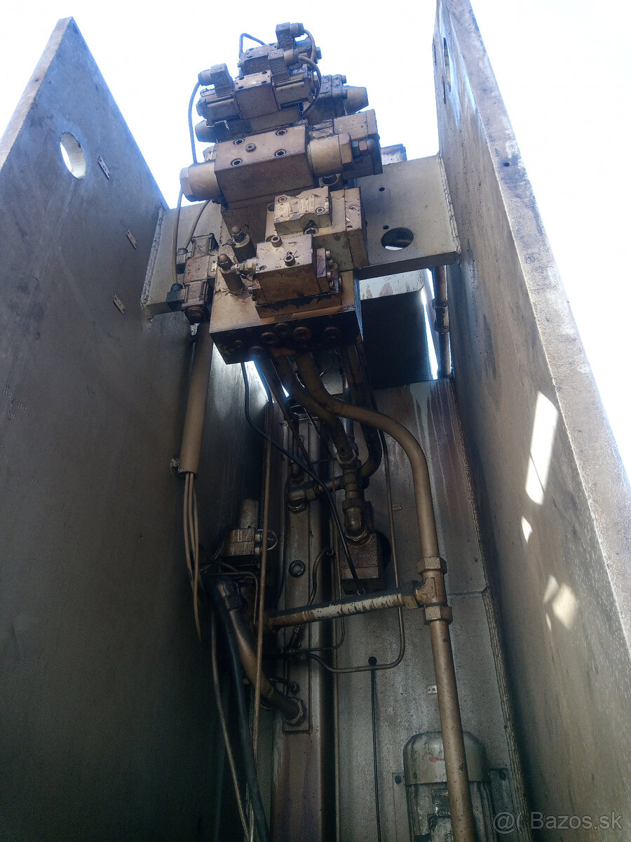 lis hydraulicky ZEULENDORA, typ PYE 160 S/1M - 4