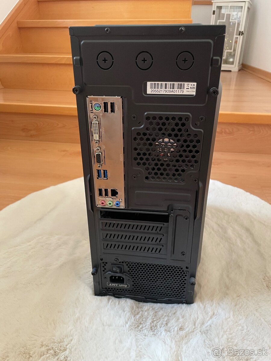 Stolný počítač - 4