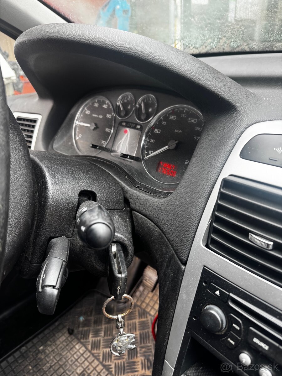 Rozpredam Peugeot 307 - 4