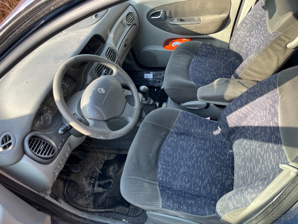 Renault Scenic 1,9 dci 75kw - 4