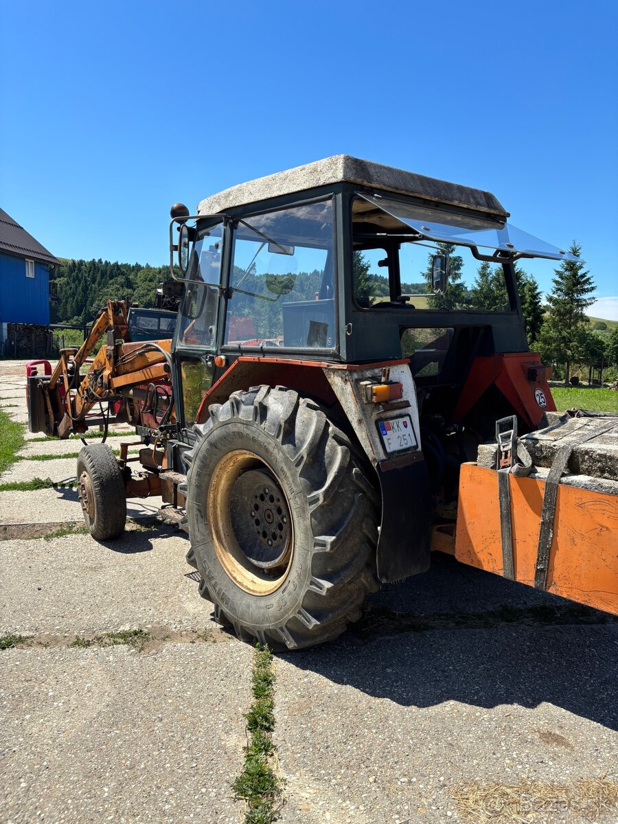 Zetor 7211 s čelným nakladačom - 4