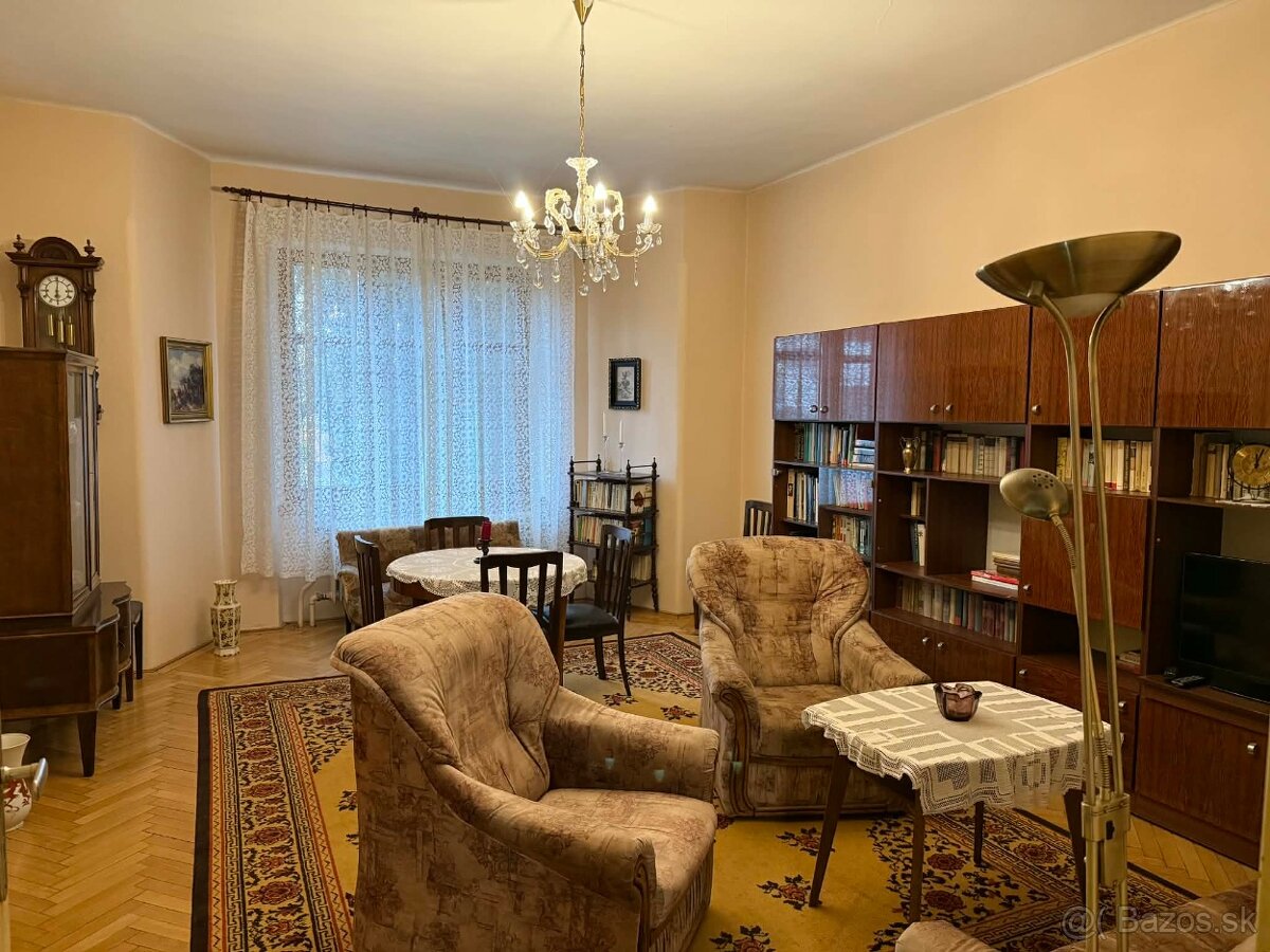 Rodinný dom - centrum mesta Rožňava - 4