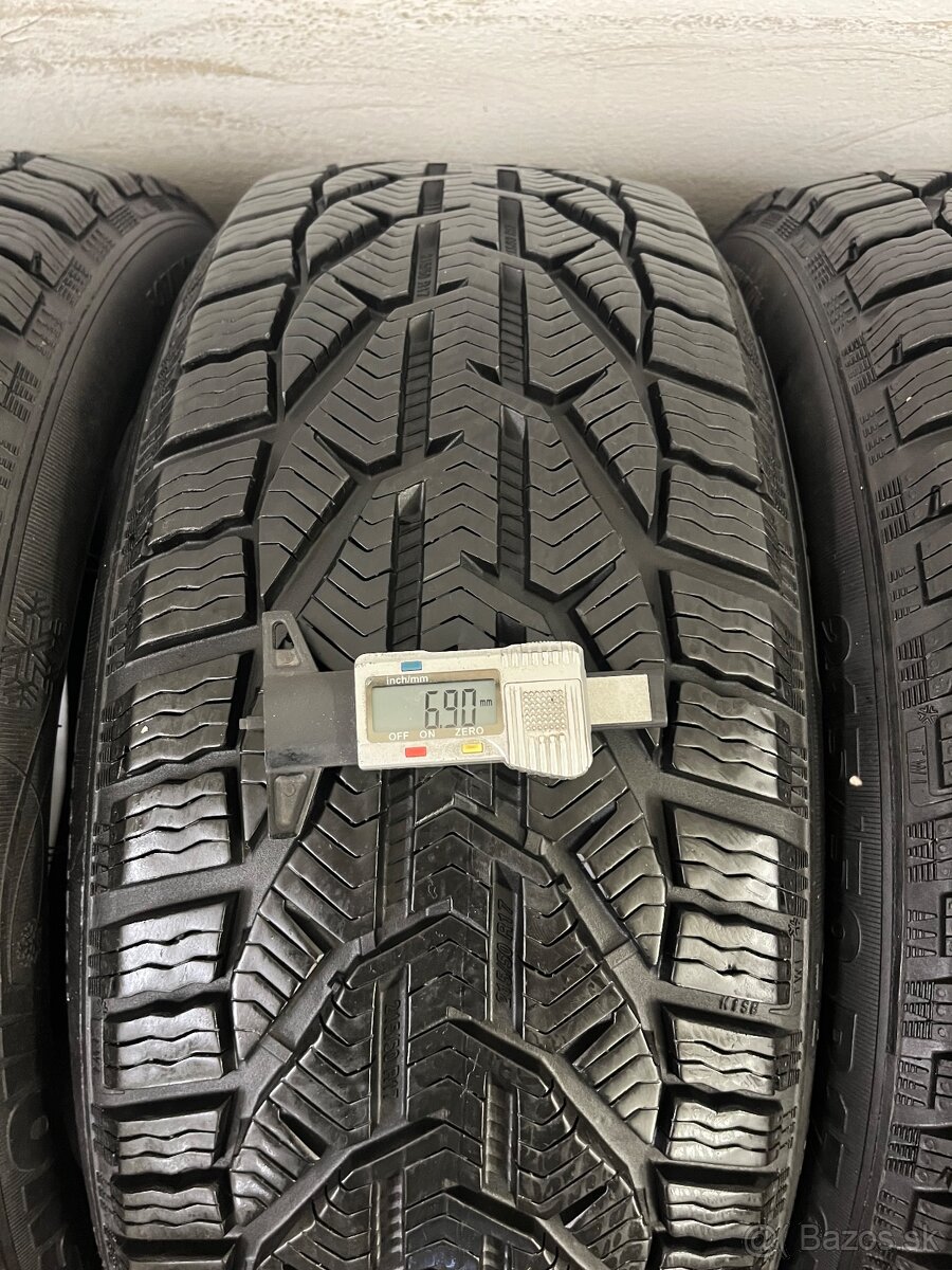 215/50R17 Sebring zimne - 4