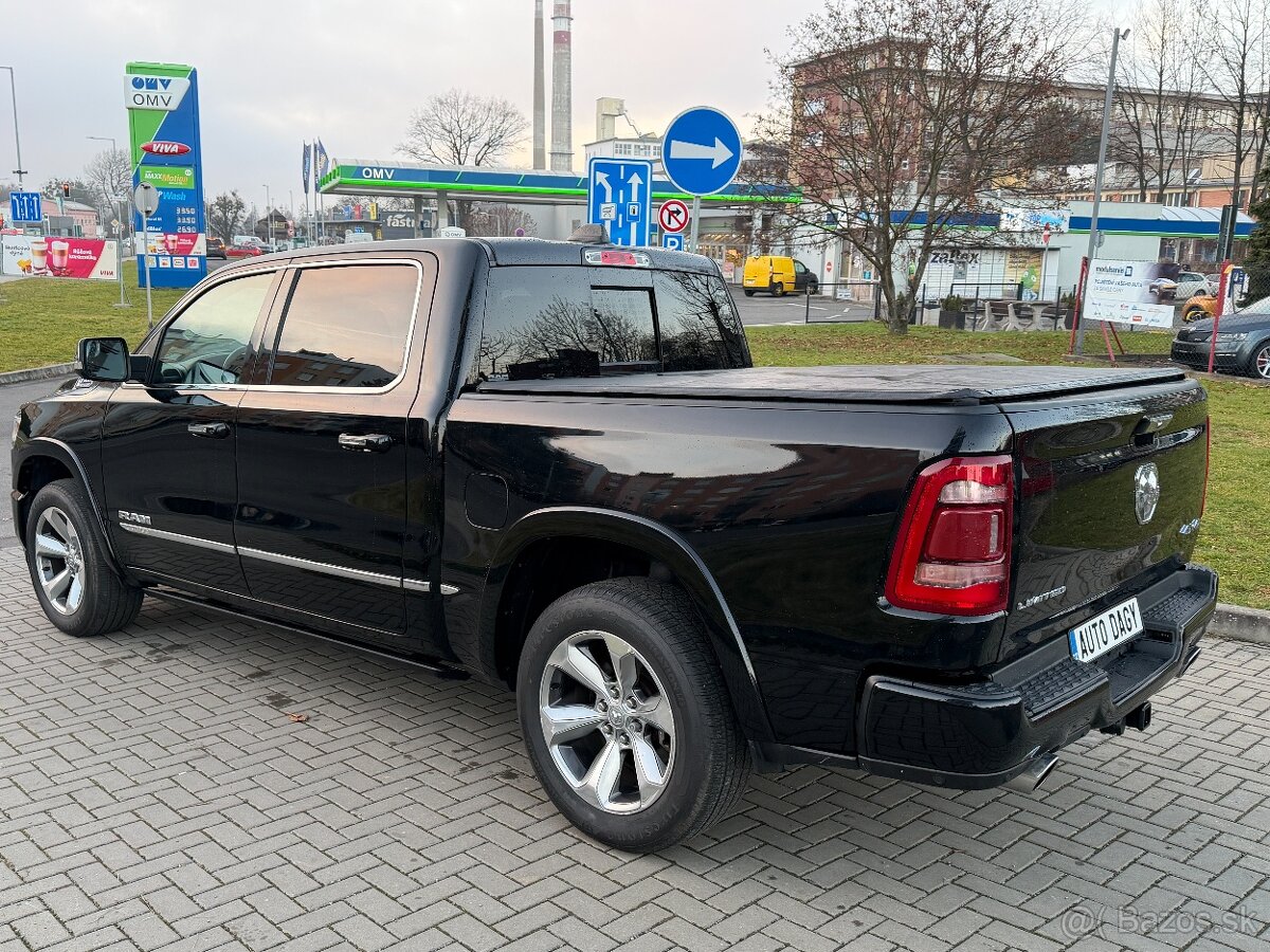 Dodge Ram 1500 5.7 V8 HEMI--2021--LIMITED--full LED--VZDUCH- - 4