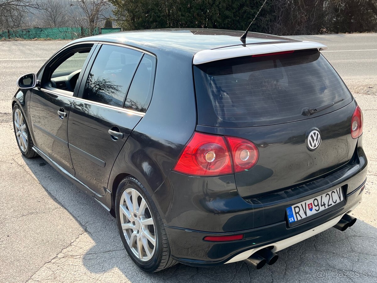 Volkswagen Golf 5 - 4