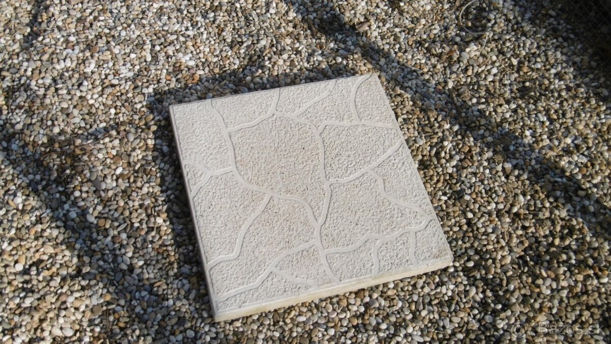 PREDAM VYBROLIATU DLAŽBU - 4