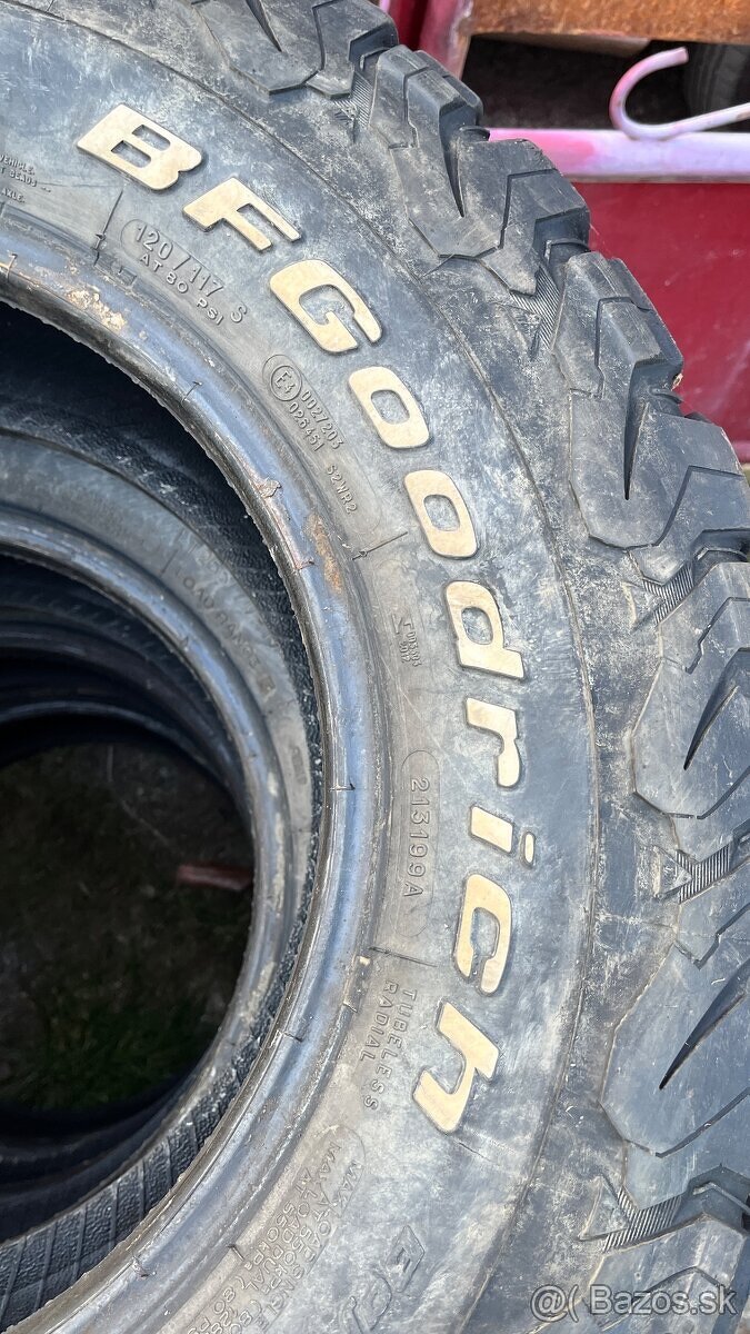 255/70 r16 BF Goodrich - 4