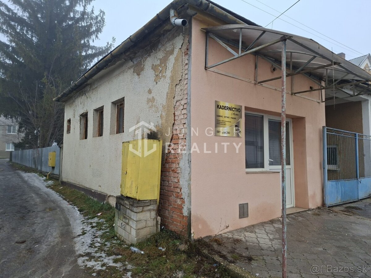 Exkluzívne – Na predaj obchodný priestor v Lubeníku - 4