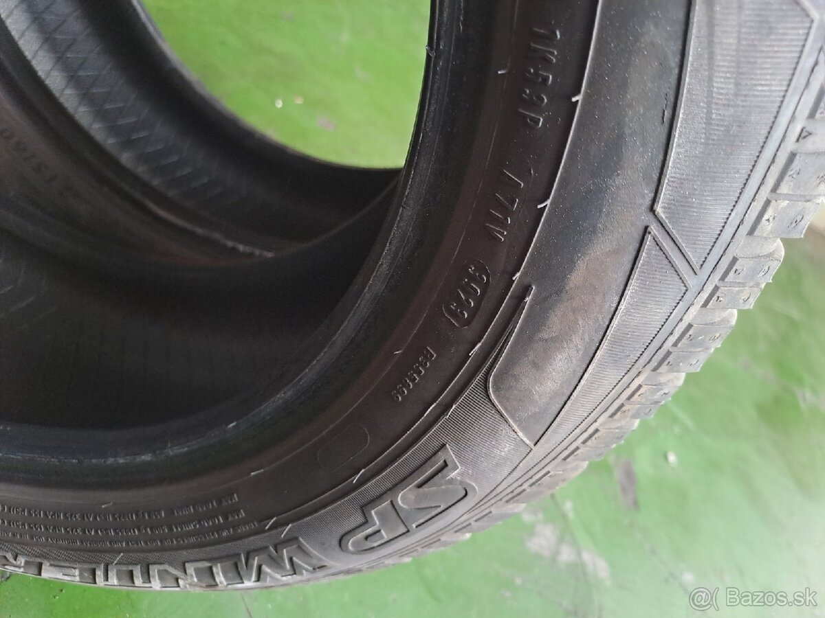 Pneu Dunlop 215/60 R17 C - 4