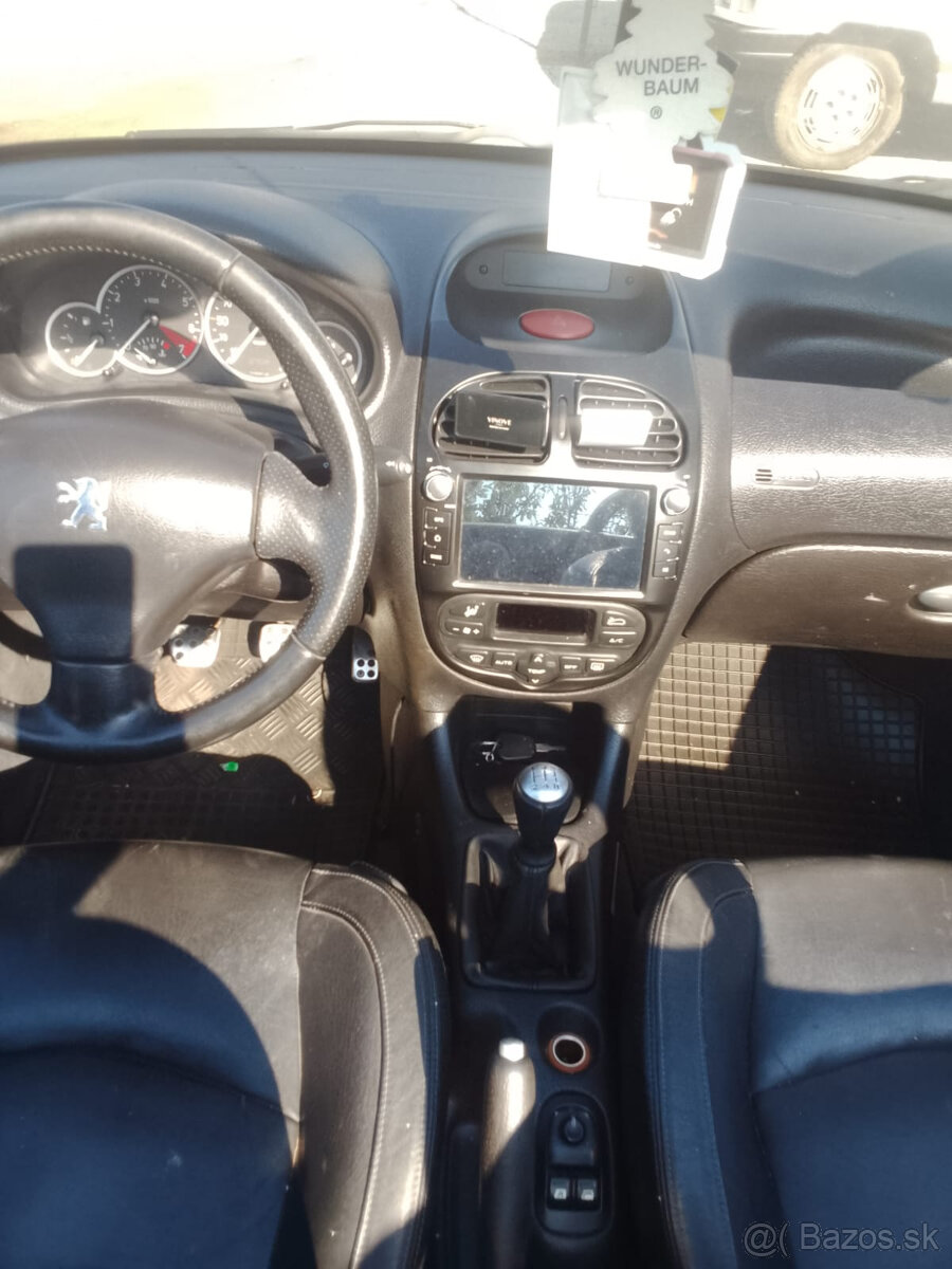 Peugeot 206cc cabriolet - 4