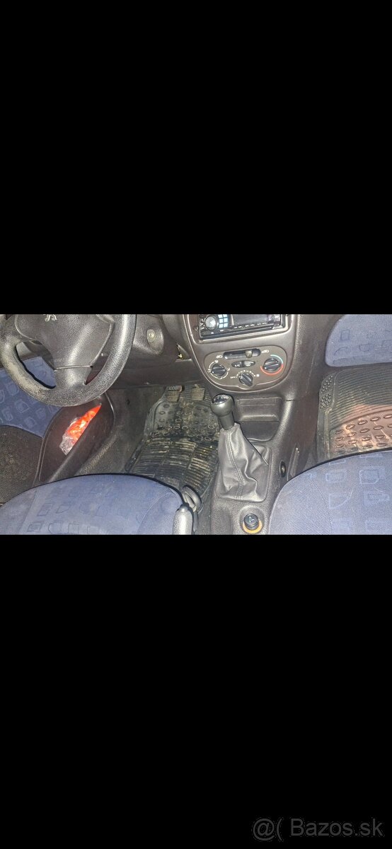 Peugeot 206 - 4