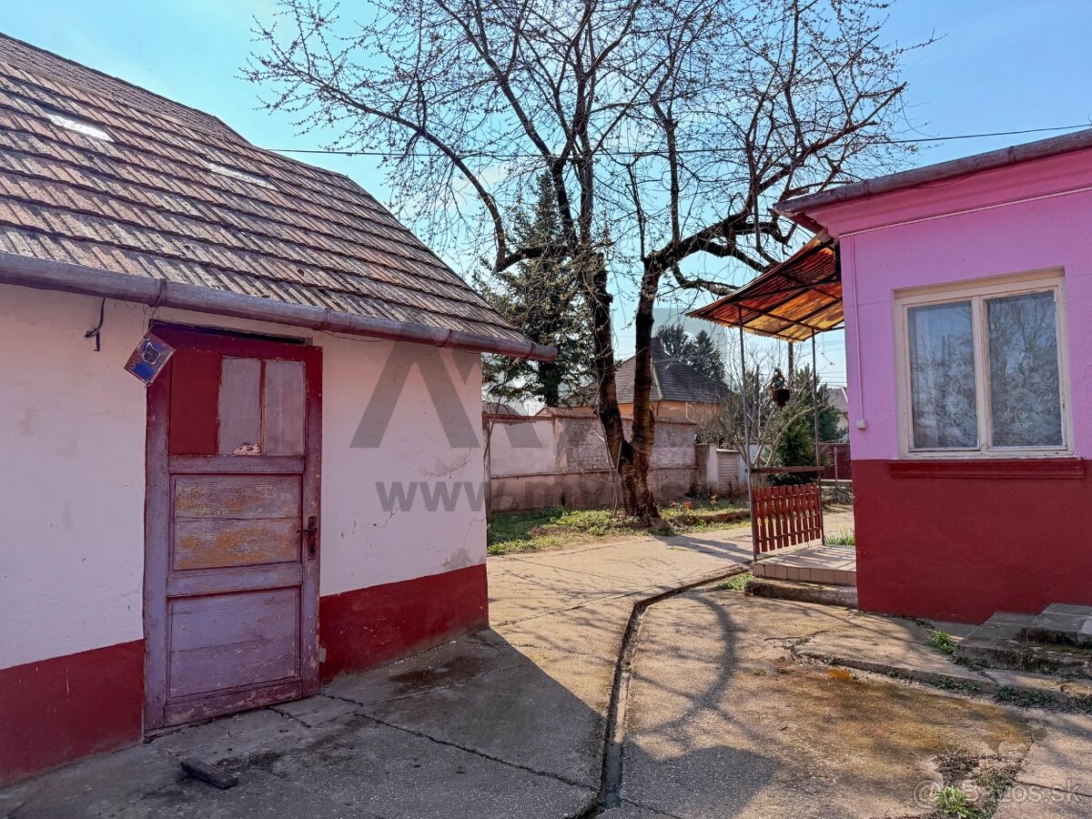 CENTRÁLNA POLOHA, OBROVSKÉ MOŽNOSTI, RODINNÝ DOM - 4