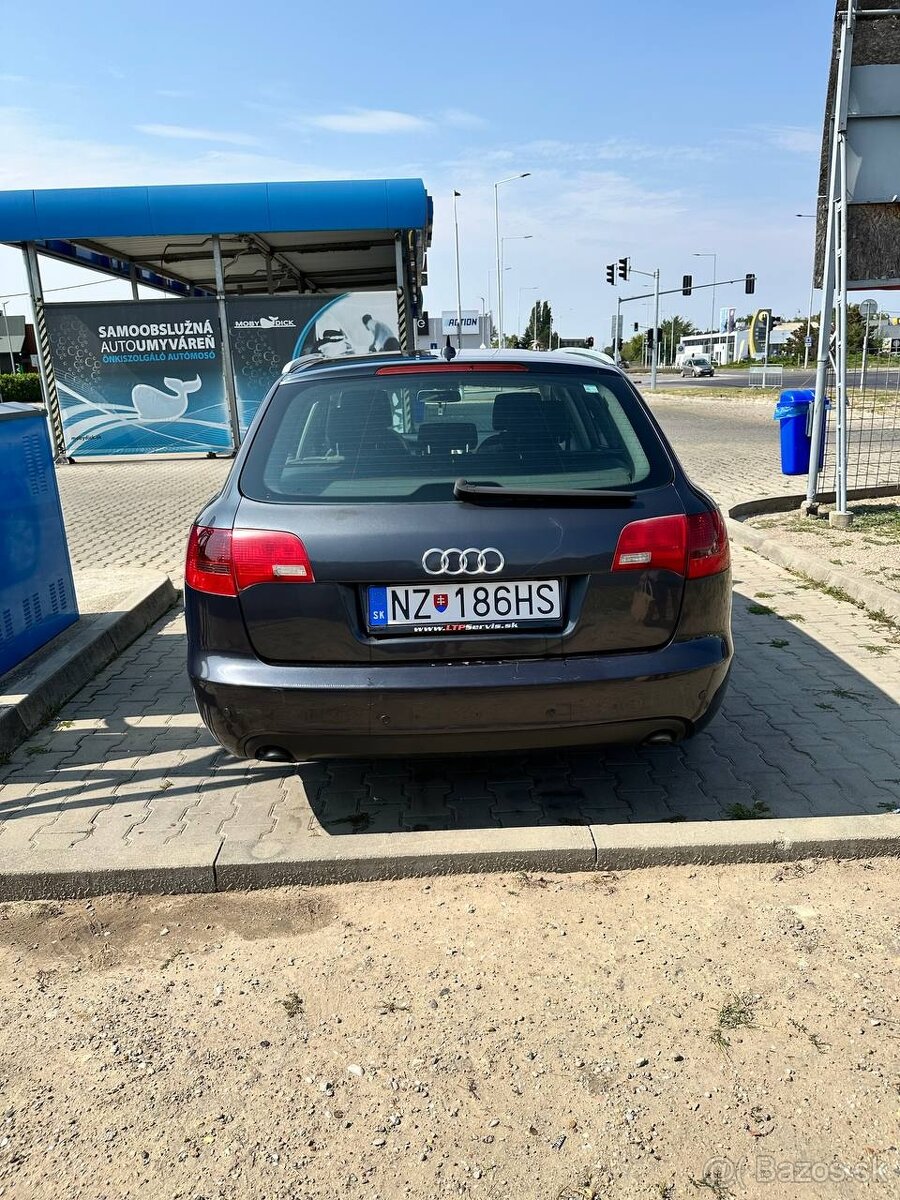 Audi A6 - 4