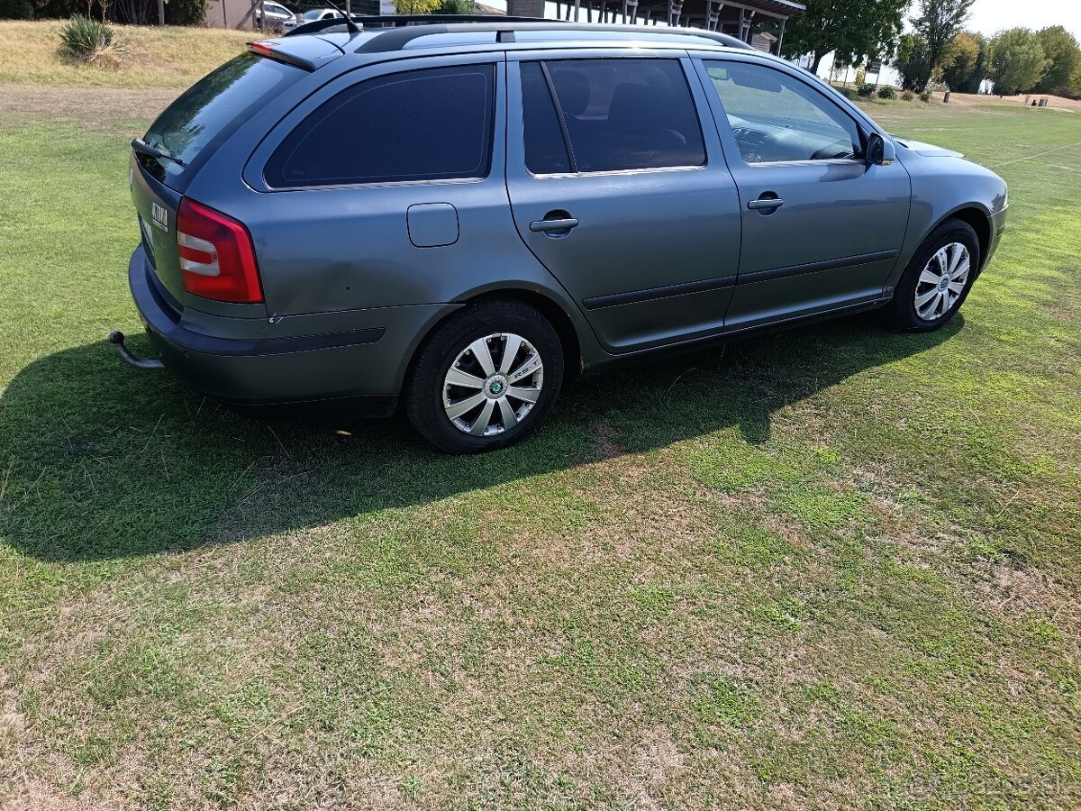 Predám Škodu Octaviu 1,9 diesel - 4