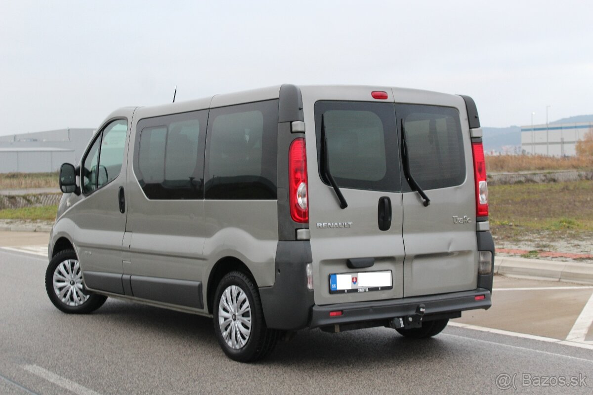 Renault Trafic 2.0DCI 84kw 9 miestne Top Stav - 4