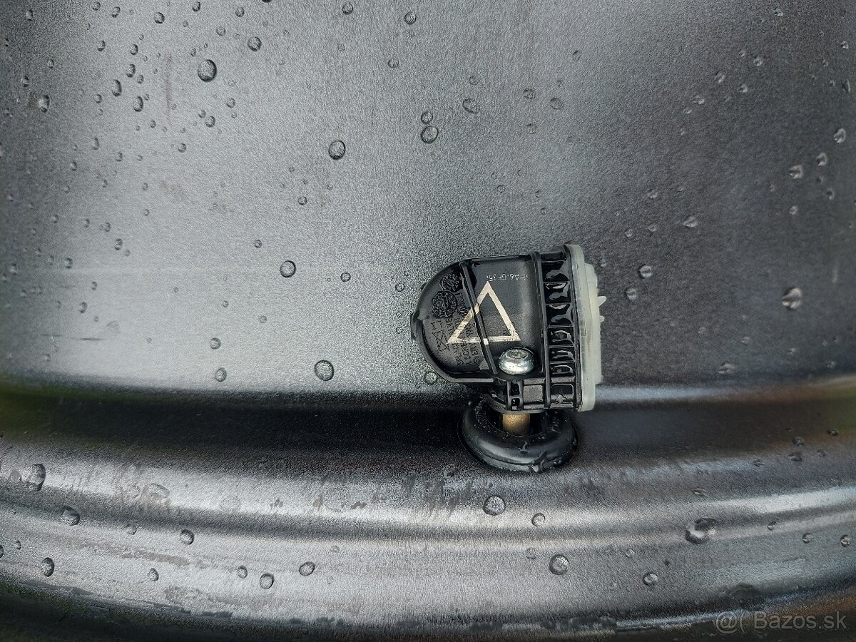 7,0Jx17 4x108 ET47,5 - hliníkové disky original FORD - 4