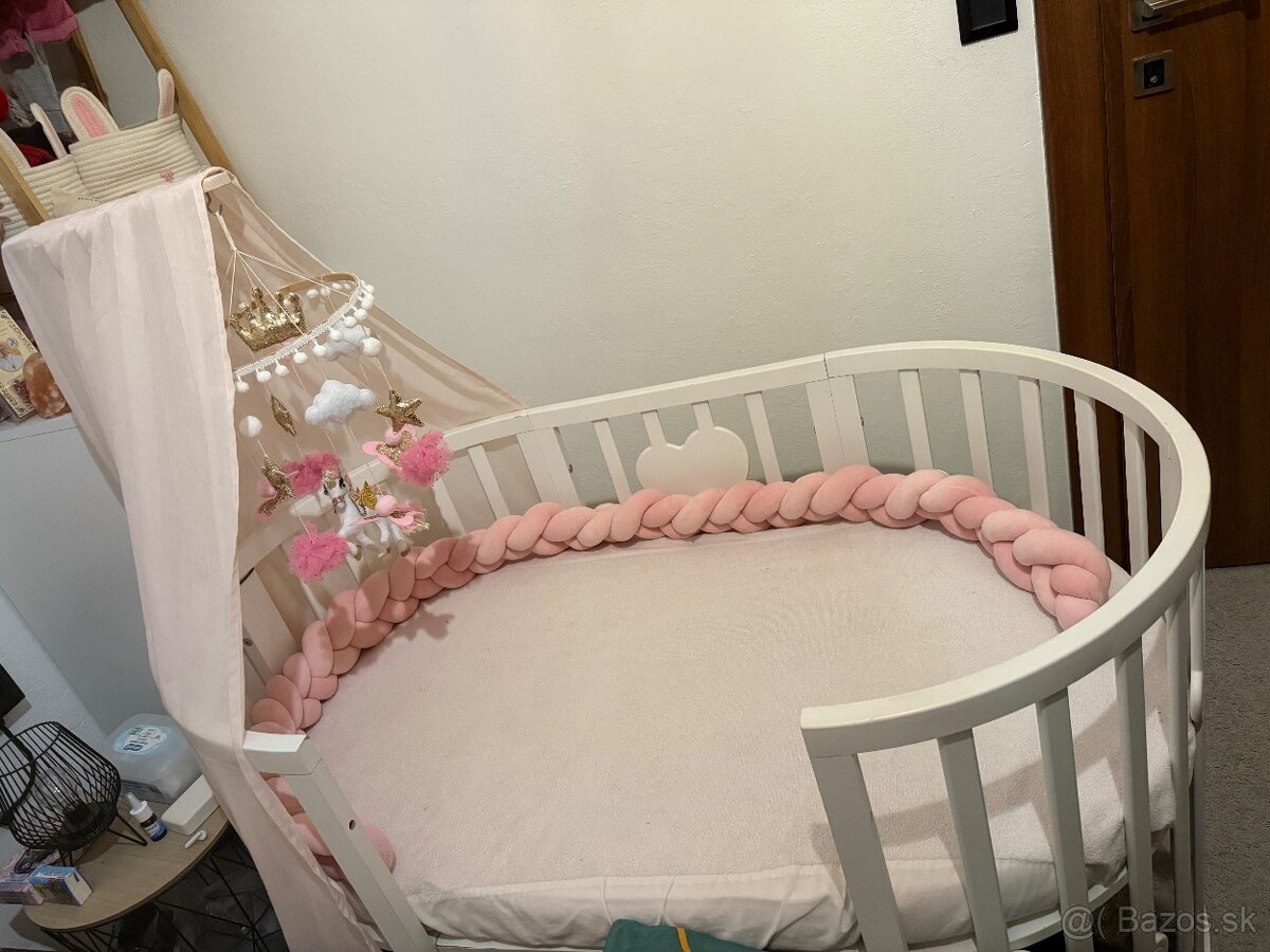 Rastúca houpajúca srdiečková postielka biela - 4