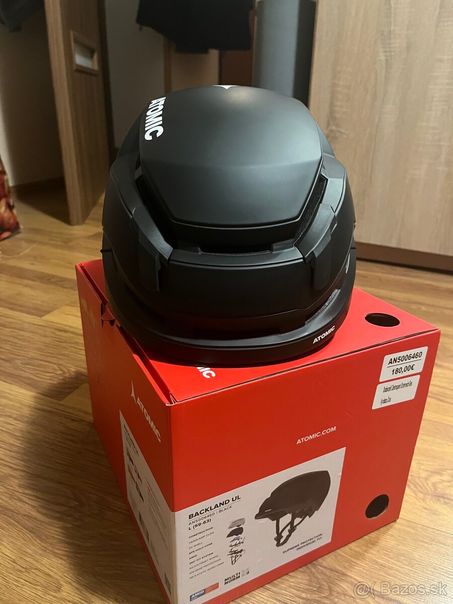 Predám lyžiarskú helmu Atomic Backland UL - 4