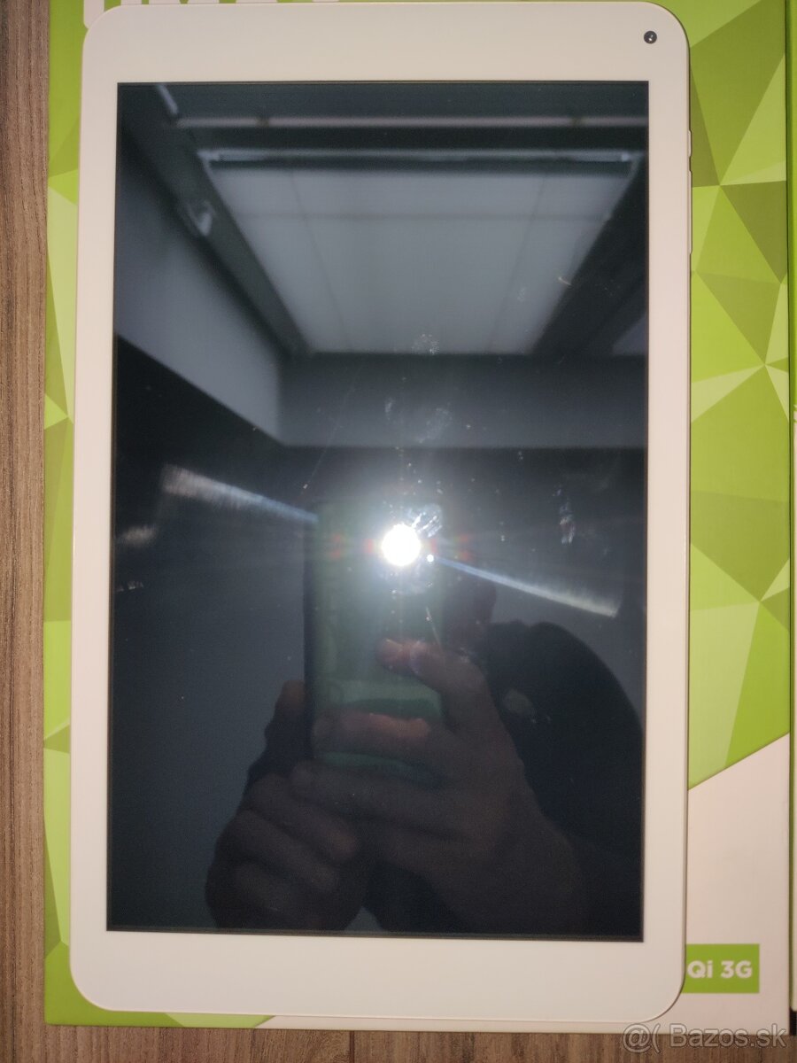Predám veľký tablet Umax 10,1"IPS + klávesnica - 4