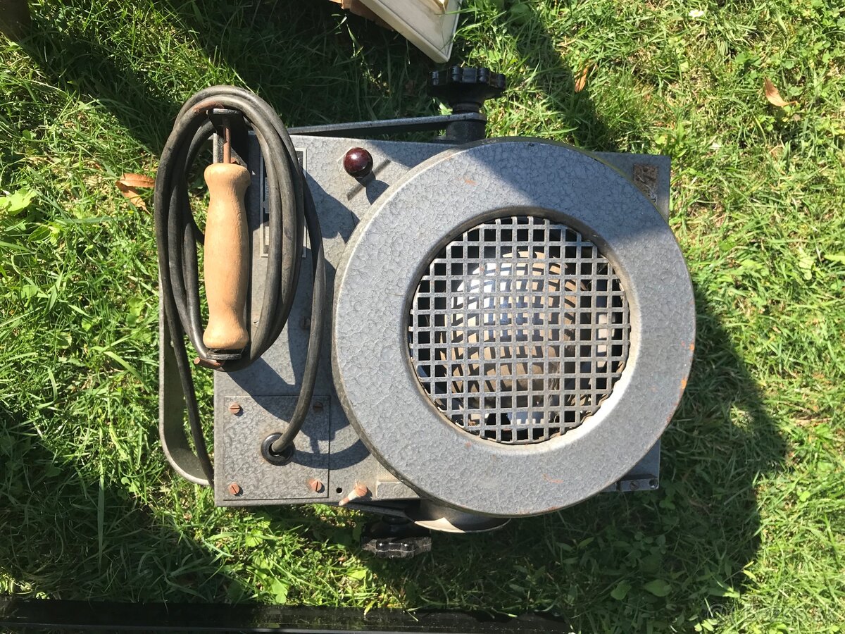 Divadelné svetlo retro. Industriálna lampa. - 4