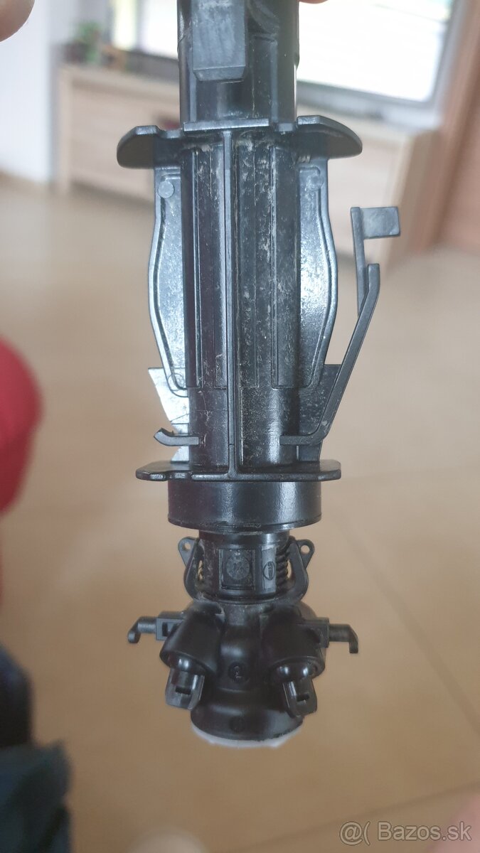 Tryska ostrekovača svetla. - 4