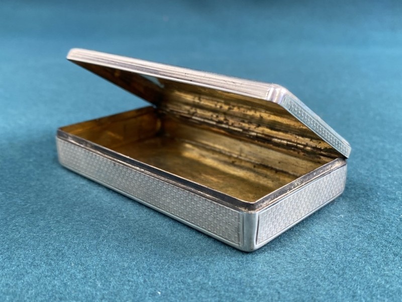 Strieborná gravírovaná krabička v Rokoko štýle 13lot - 4