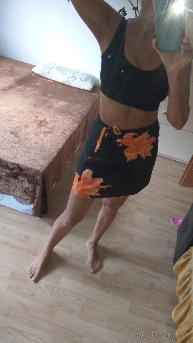 Sportova cierna podprsenka XS - 4