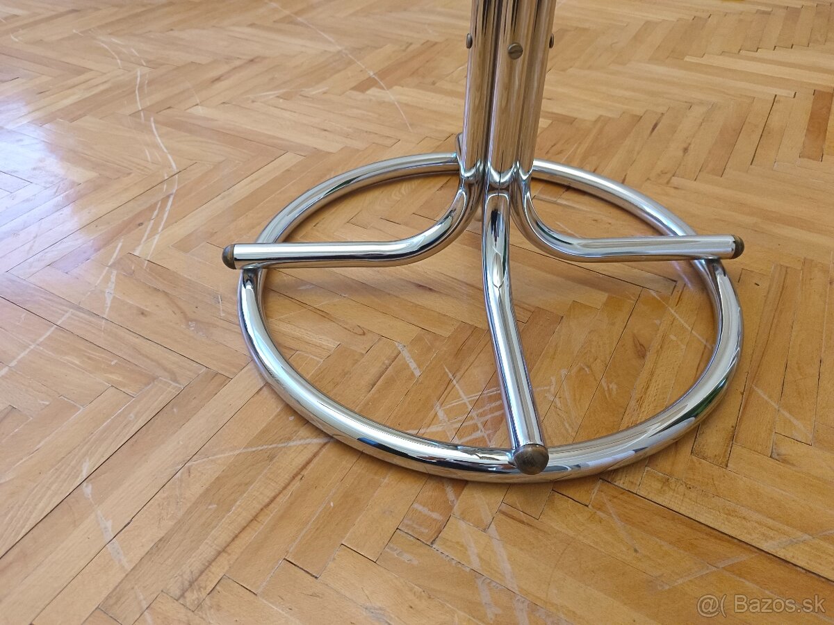 Konferenčný stolík - 4