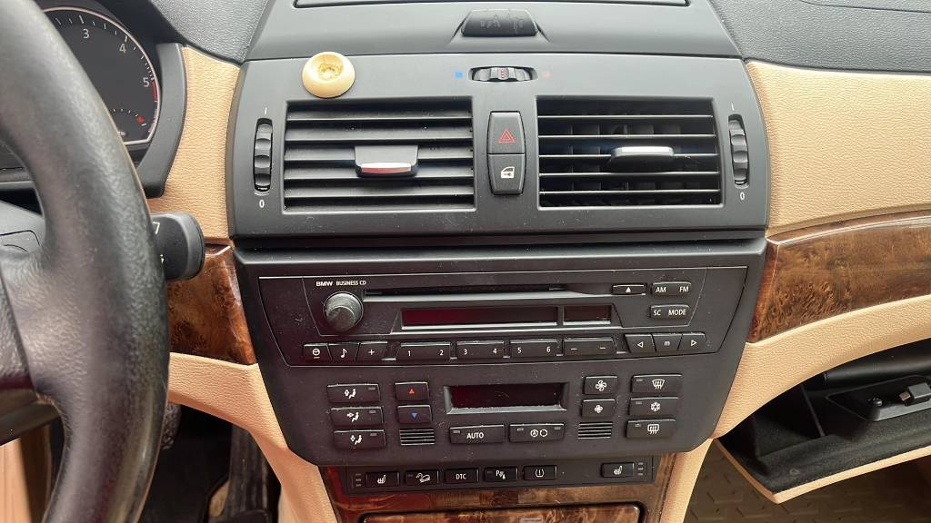 BMW X3 E83 X-drive 2,0D 130kw - 4